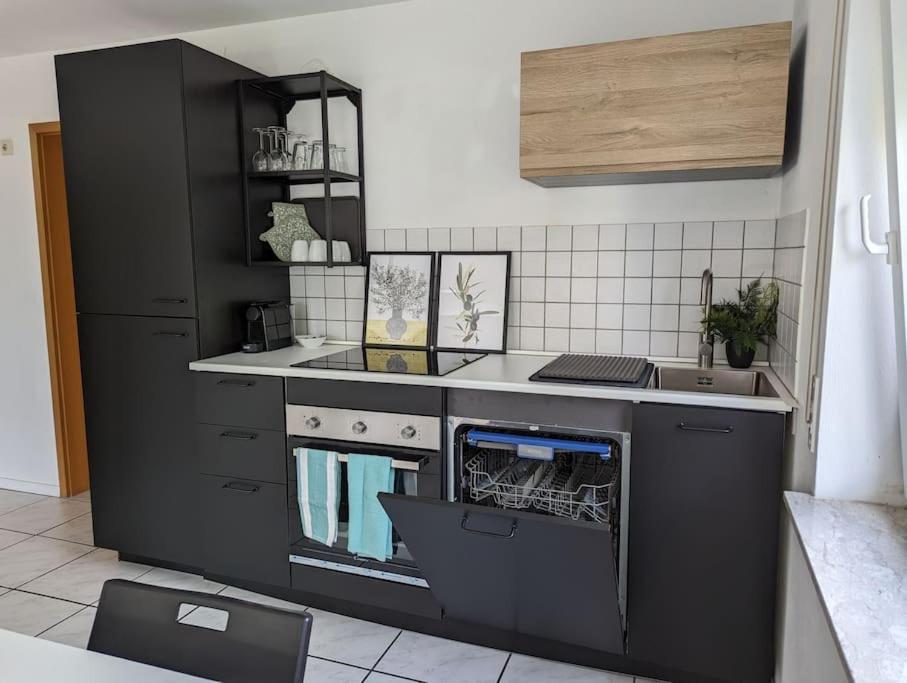 Apartmentlochbruecke Меккенбойрен Экстерьер фото